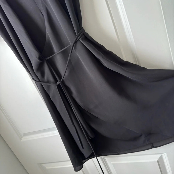 Aritzia Wallace Dress - Black - Picture 11 of 11